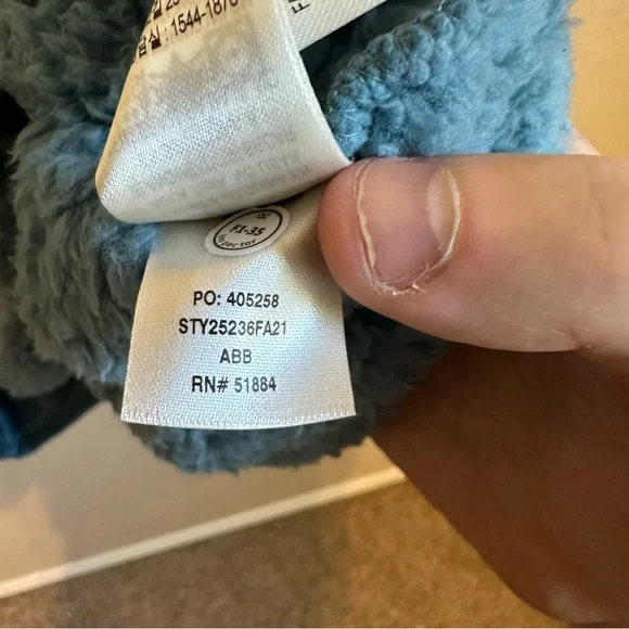 Patagonia Women’s Los Gatos 1/4 Zip Fleece Pullover - Picture 4 of 4